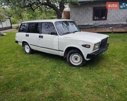 Белый ВАЗ 2104, объемом двигателя 1.5 л и пробегом 21 тыс. км за 700 $, фото 2 на Automoto.ua