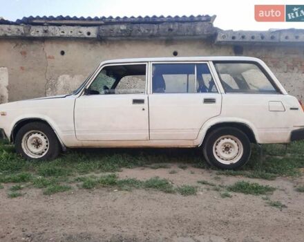 Белый ВАЗ 2104, объемом двигателя 1.5 л и пробегом 99 тыс. км за 700 $, фото 2 на Automoto.ua