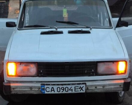 Белый ВАЗ 2104, объемом двигателя 1.5 л и пробегом 50 тыс. км за 1010 $, фото 1 на Automoto.ua