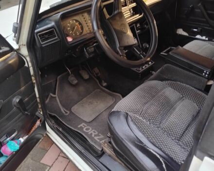 Белый ВАЗ 2104, объемом двигателя 0 л и пробегом 95 тыс. км за 800 $, фото 2 на Automoto.ua