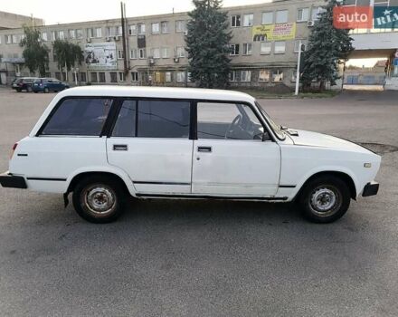 Белый ВАЗ 2104, объемом двигателя 1.5 л и пробегом 70 тыс. км за 1000 $, фото 2 на Automoto.ua