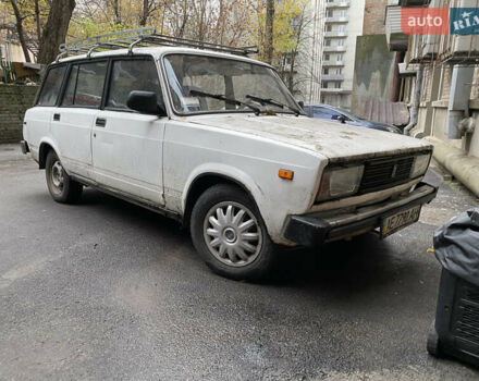 Белый ВАЗ 2104, объемом двигателя 1.5 л и пробегом 111 тыс. км за 1100 $, фото 2 на Automoto.ua