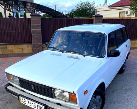 Белый ВАЗ 2104, объемом двигателя 1.5 л и пробегом 150 тыс. км за 999 $, фото 1 на Automoto.ua