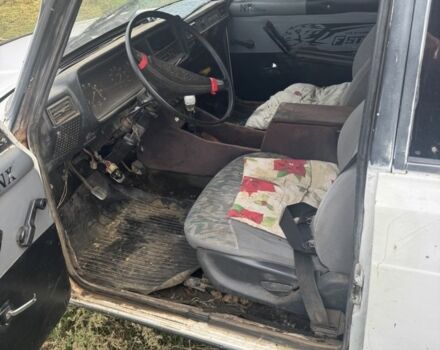 Белый ВАЗ 2104, объемом двигателя 0 л и пробегом 300 тыс. км за 500 $, фото 4 на Automoto.ua