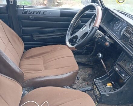 Белый ВАЗ 2104, объемом двигателя 1.5 л и пробегом 100 тыс. км за 639 $, фото 2 на Automoto.ua