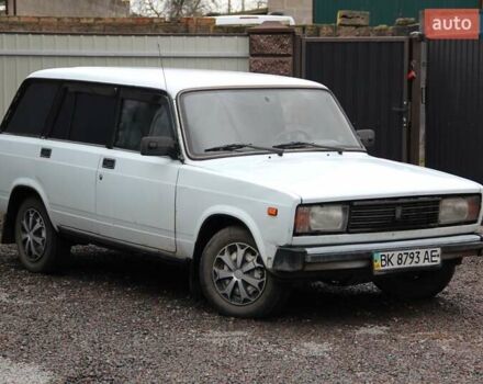 Белый ВАЗ 2104, объемом двигателя 1.45 л и пробегом 76 тыс. км за 1250 $, фото 1 на Automoto.ua
