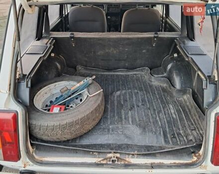 Белый ВАЗ 2104, объемом двигателя 1.45 л и пробегом 500 тыс. км за 992 $, фото 5 на Automoto.ua