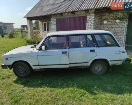 Белый ВАЗ 2104, объемом двигателя 1.6 л и пробегом 100 тыс. км за 700 $, фото 4 на Automoto.ua