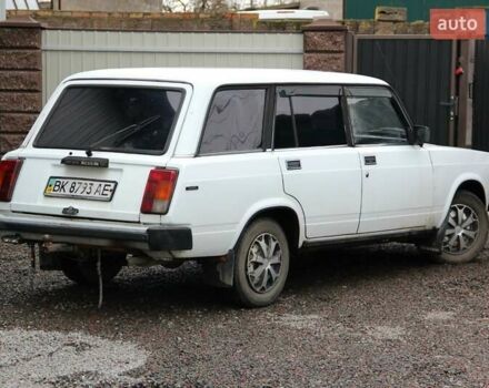 Белый ВАЗ 2104, объемом двигателя 1.45 л и пробегом 76 тыс. км за 1250 $, фото 4 на Automoto.ua