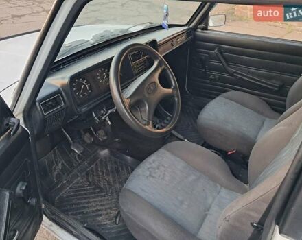 Белый ВАЗ 2104, объемом двигателя 1.45 л и пробегом 500 тыс. км за 992 $, фото 10 на Automoto.ua