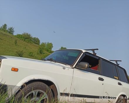 Белый ВАЗ 2104, объемом двигателя 1.5 л и пробегом 12 тыс. км за 809 $, фото 5 на Automoto.ua