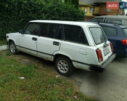Белый ВАЗ 2104, объемом двигателя 1.5 л и пробегом 125 тыс. км за 450 $, фото 3 на Automoto.ua