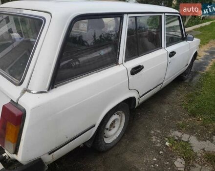 Белый ВАЗ 2104, объемом двигателя 1.5 л и пробегом 800 тыс. км за 1500 $, фото 1 на Automoto.ua
