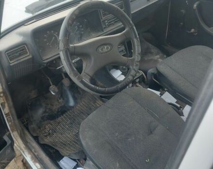 Белый ВАЗ 2104, объемом двигателя 0 л и пробегом 15 тыс. км за 300 $, фото 6 на Automoto.ua
