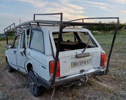 Белый ВАЗ 2104, объемом двигателя 1.45 л и пробегом 100 тыс. км за 600 $, фото 6 на Automoto.ua