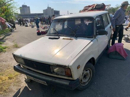 ВАЗ 2104 1984 в Днепре (Днепропетровске) на Automoto.ua Белый ВАЗ 2104, объемом двигателя 0 л и пробегом 150 тыс. км за 315 $, фото 1 на Automoto.ua