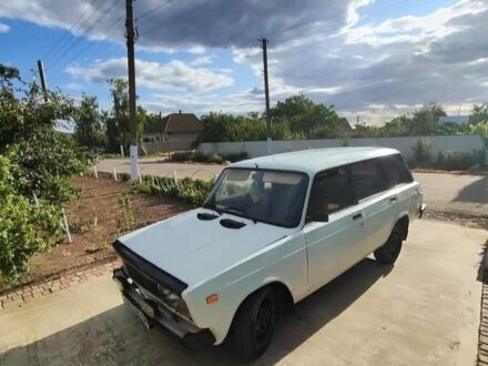 Белый ВАЗ 2104, объемом двигателя 1 л и пробегом 2 тыс. км за 850 $, фото 1 на Automoto.ua