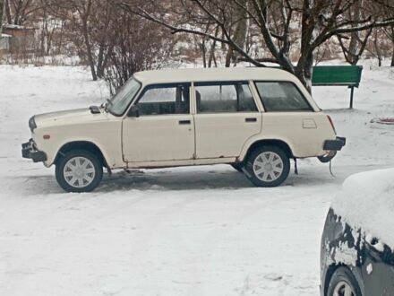 Белый ВАЗ 2104, объемом двигателя 1.5 л и пробегом 70 тыс. км за 713 $, фото 1 на Automoto.ua