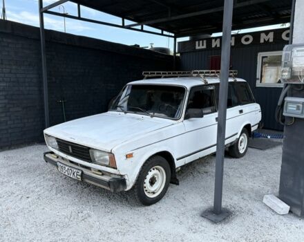 Белый ВАЗ 2104, объемом двигателя 1.3 л и пробегом 888 тыс. км за 450 $, фото 1 на Automoto.ua