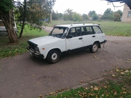 ВАЗ 2104 1987 в Кривом Роге на Automoto.ua Белый ВАЗ 2104, объемом двигателя 1 л и пробегом 200 тыс. км за 384 $, фото 1 на Automoto.ua