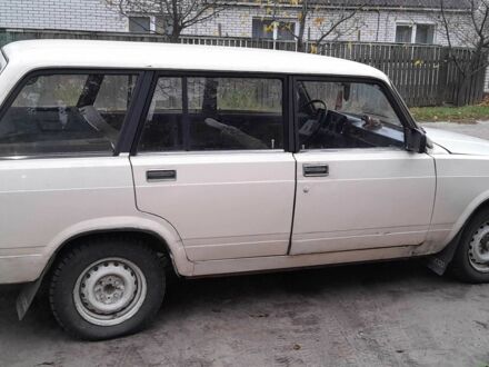 ВАЗ 2104 1987 в Фастове на Automoto.ua Белый ВАЗ 2104, объемом двигателя 1.3 л и пробегом 100 тыс. км за 533 $, фото 1 на Automoto.ua