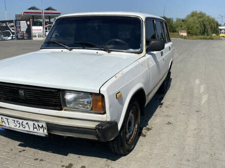 ВАЗ 2104 1988 у Коломые на Automoto.ua Білий ВАЗ 2104, об'ємом двигуна 1.3 л та пробігом 87 тис. км за 750 $, фото 1 на Automoto.ua