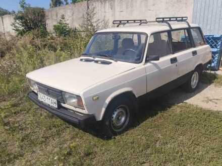 Белый ВАЗ 2104, объемом двигателя 1.5 л и пробегом 100 тыс. км за 672 $, фото 1 на Automoto.ua