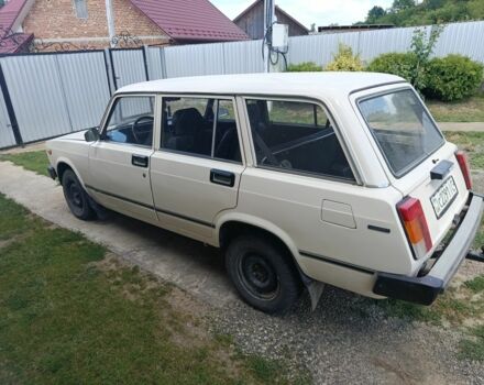 Белый ВАЗ 2104, объемом двигателя 0 л и пробегом 300 тыс. км за 701 $, фото 1 на Automoto.ua