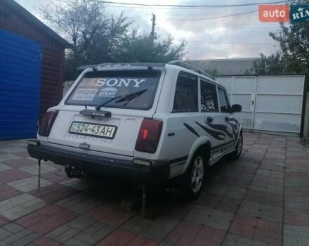 ВАЗ 2104 1992 в Каменское - Днепродзержинск на Automoto.ua Белый ВАЗ 2104, объемом двигателя 2 л и пробегом 13 тыс. км за 1500 $, фото 1 на Automoto.ua
