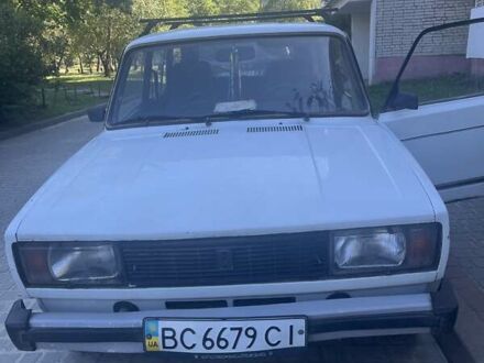 ВАЗ 2104 1992 в Новояворовск на Automoto.ua Белый ВАЗ 2104, объемом двигателя 0 л и пробегом 300 тыс. км за 700 $, фото 1 на Automoto.ua
