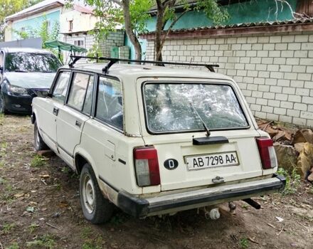 Белый ВАЗ 2104, объемом двигателя 1.5 л и пробегом 300 тыс. км за 399 $, фото 1 на Automoto.ua