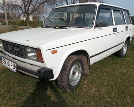 Белый ВАЗ 2104, объемом двигателя 1.5 л и пробегом 300 тыс. км за 500 $, фото 1 на Automoto.ua