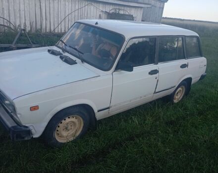 Белый ВАЗ 2104, объемом двигателя 1 л и пробегом 69 тыс. км за 600 $, фото 1 на Automoto.ua