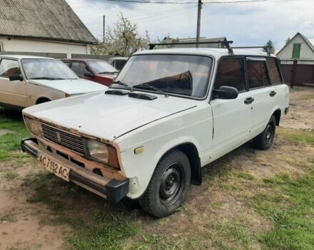 Белый ВАЗ 2104, объемом двигателя 1.3 л и пробегом 76 тыс. км за 561 $, фото 1 на Automoto.ua
