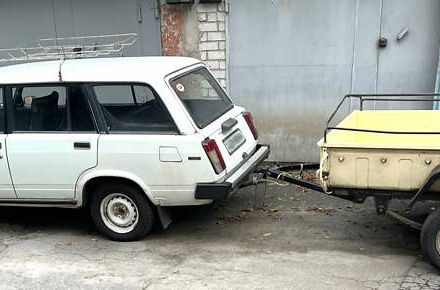 Белый ВАЗ 2104, объемом двигателя 1.5 л и пробегом 90 тыс. км за 2222 $, фото 1 на Automoto.ua