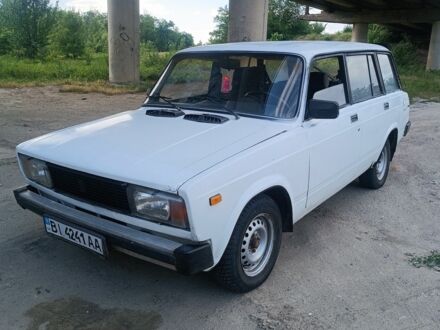 Белый ВАЗ 2104, объемом двигателя 1.5 л и пробегом 170 тыс. км за 721 $, фото 1 на Automoto.ua