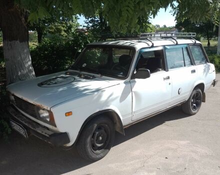 Белый ВАЗ 2104, объемом двигателя 0 л и пробегом 50 тыс. км за 600 $, фото 1 на Automoto.ua