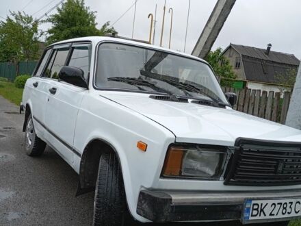 Белый ВАЗ 2104, объемом двигателя 1 л и пробегом 258 тыс. км за 1400 $, фото 1 на Automoto.ua