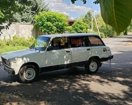 Белый ВАЗ 2104, объемом двигателя 1 л и пробегом 250 тыс. км за 650 $, фото 1 на Automoto.ua