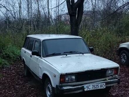Белый ВАЗ 2104, объемом двигателя 1 л и пробегом 87 тыс. км за 310 $, фото 1 на Automoto.ua