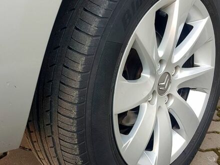 Белый ВАЗ 2104, объемом двигателя 1.5 л и пробегом 50 тыс. км за 875 $, фото 1 на Automoto.ua