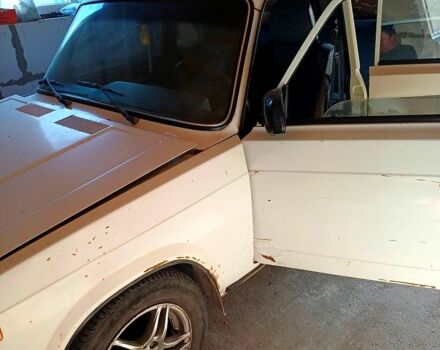Белый ВАЗ 2104, объемом двигателя 1.5 л и пробегом 0 тыс. км за 1000 $, фото 1 на Automoto.ua