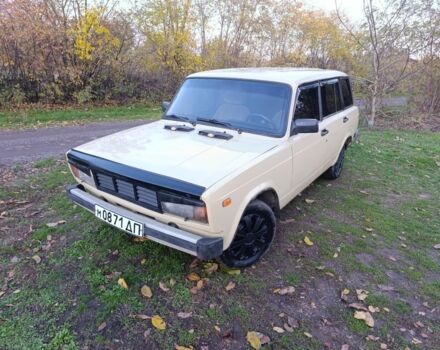 Бежевый ВАЗ 2104, объемом двигателя 1.5 л и пробегом 100 тыс. км за 1000 $, фото 2 на Automoto.ua