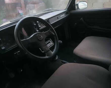 Бежевый ВАЗ 2104, объемом двигателя 8 л и пробегом 15 тыс. км за 900 $, фото 7 на Automoto.ua