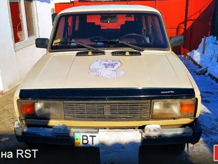 ВАЗ 2104 1986 у Новомосковске на Automoto.ua Бежевий ВАЗ 2104, об'ємом двигуна 1.5 л та пробігом 351 тис. км за 1000 $, фото 1 на Automoto.ua