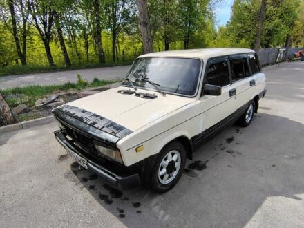 ВАЗ 2104 1994 у Житомирі на Automoto.ua Бежевий ВАЗ 2104, об'ємом двигуна 1.5 л та пробігом 70 тис. км за 800 $, фото 1 на Automoto.ua