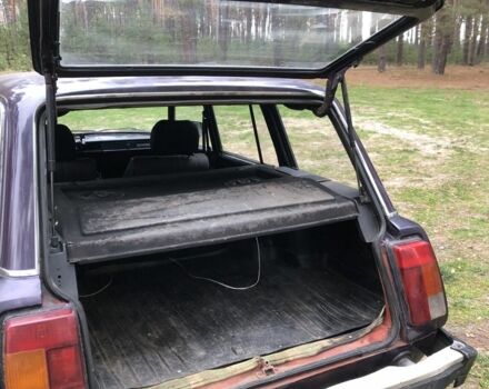 Фиолетовый ВАЗ 2104, объемом двигателя 1.5 л и пробегом 217 тыс. км за 787 $, фото 5 на Automoto.ua