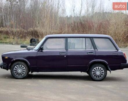Фиолетовый ВАЗ 2104, объемом двигателя 1.5 л и пробегом 280 тыс. км за 1100 $, фото 5 на Automoto.ua