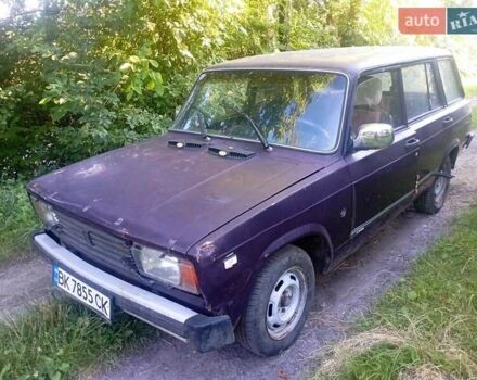 Фиолетовый ВАЗ 2104, объемом двигателя 1 л и пробегом 10 тыс. км за 650 $, фото 7 на Automoto.ua