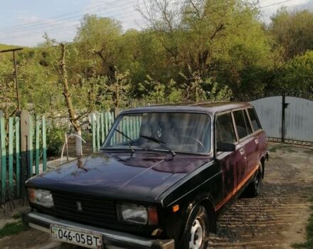 Фиолетовый ВАЗ 2104, объемом двигателя 1.5 л и пробегом 100 тыс. км за 500 $, фото 1 на Automoto.ua